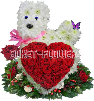 Собачка из живых цветов с сердцем + Подарок.